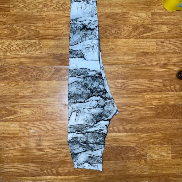 Evolución and Creation white marble Women high waisted leggings - Picture 3 of 4